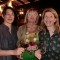 Jensis Robinson tra le sommelier Marina Alaimo e Betty Mezzina, ossia Campania e Puglia:-) (FotoPigna)