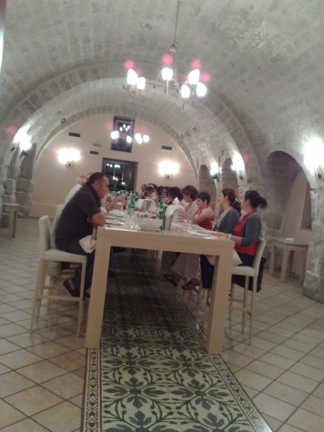 Tavolo conviviale sala TipicoperTe