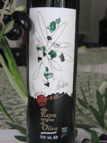 Olio extra vergine di oliva Vesuvio Villa Dora