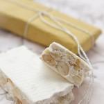 Torrone morbido alle mandorle e cedro candito Torrone morbido alle mandorle e cedro candito