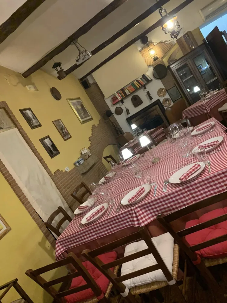 Tavernetta Marinella, la sala