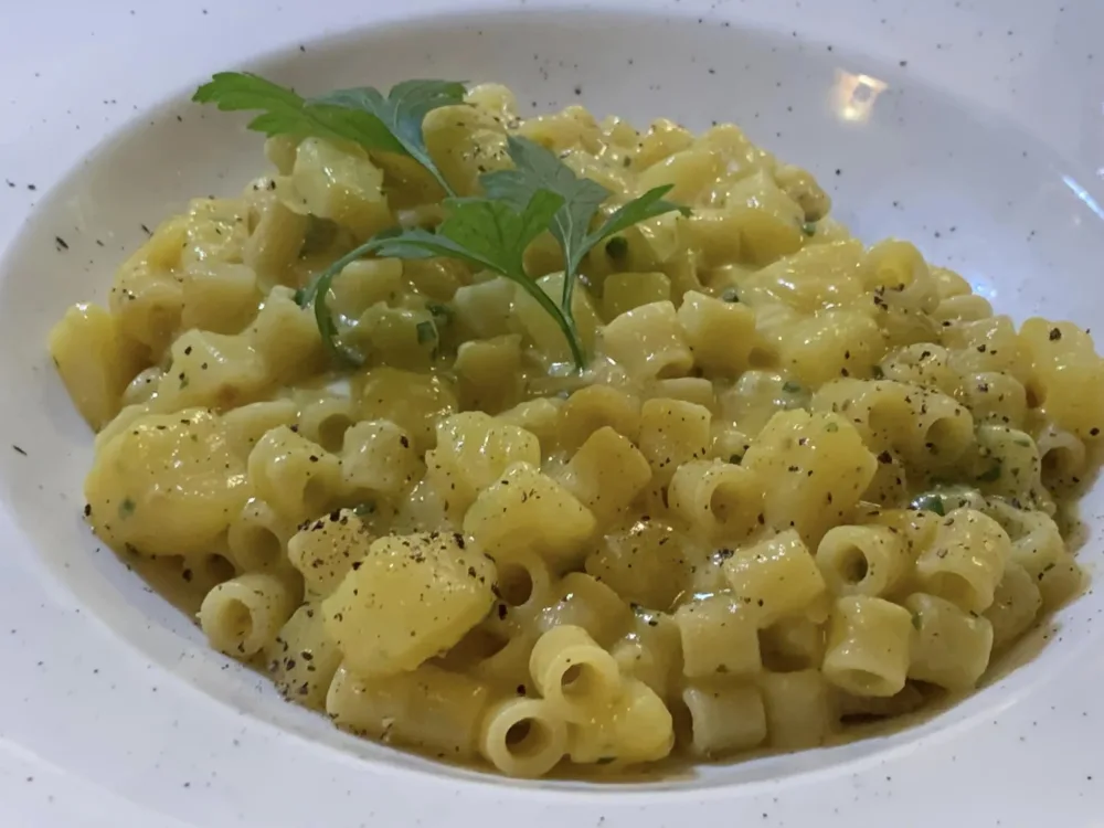 Tavernetta Marinella, pasta patate e provola