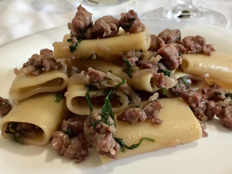 Paccheri al ragù bianco di salsiccia Luciano Pignataro Wine Blog