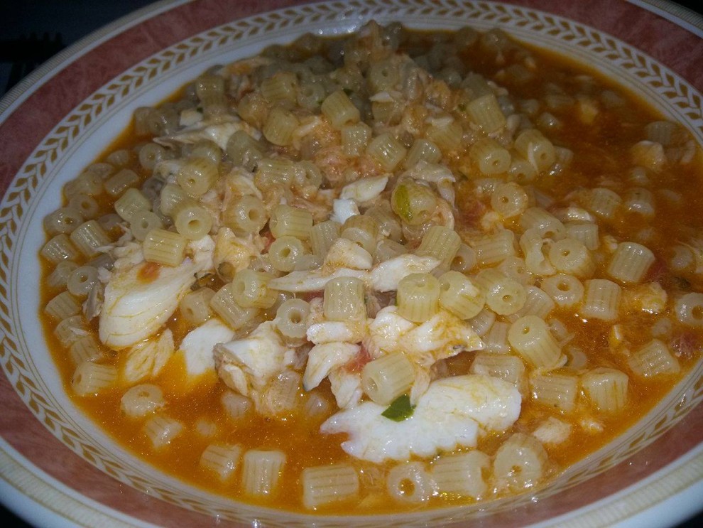 Al Ceppo, tubetti con sugo di zuppa di pesce