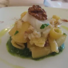 Maccheroncelli freschi con baccalà su guazzetto di broccoli