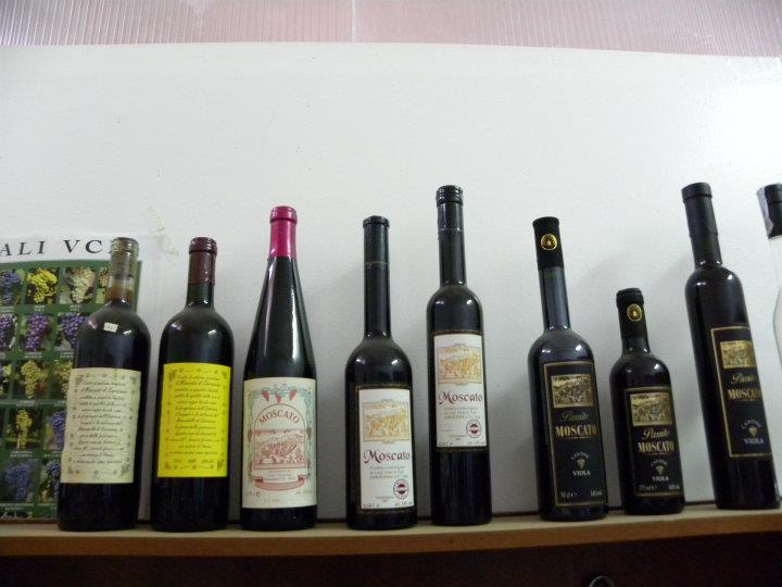 Moscato Viola - La veste grafica nel corso degli anni