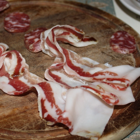 Pancetta e salsiccia