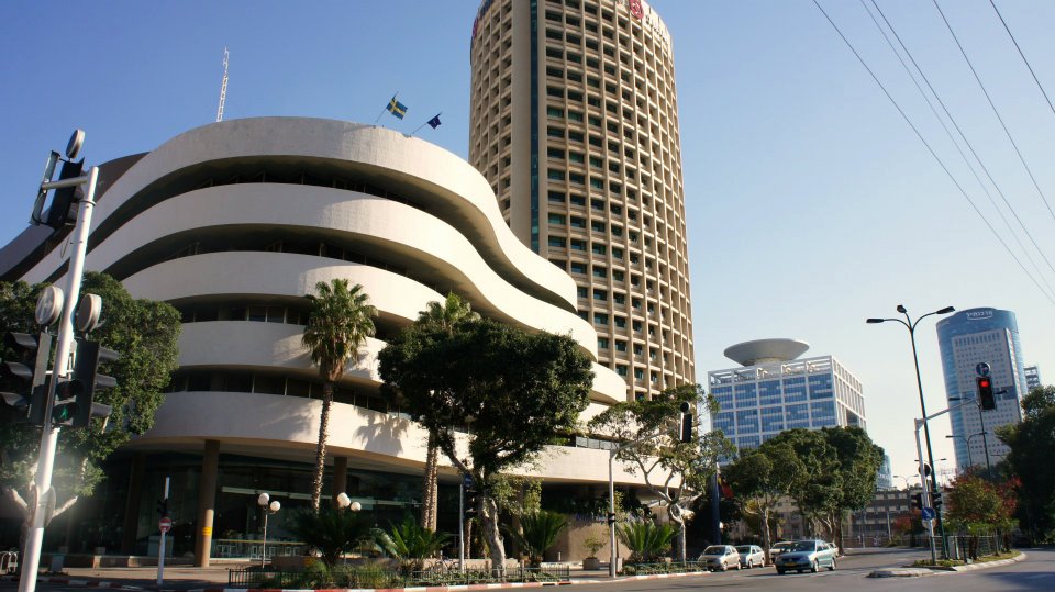 Una strada elegante della bellissima Tel Aviv (foto di Sara Marte)