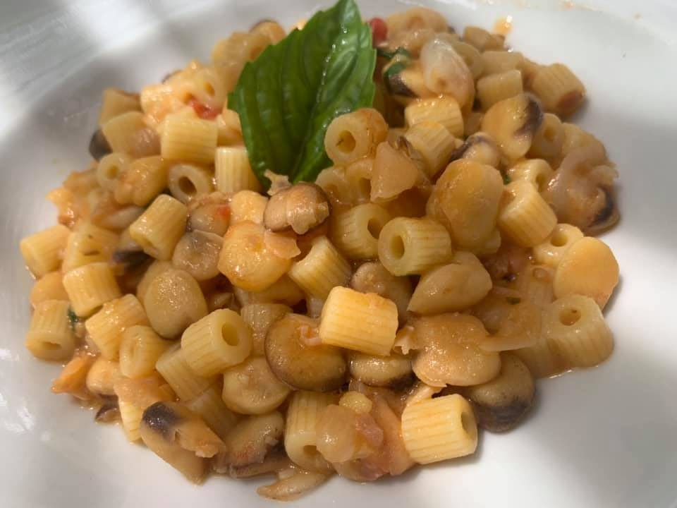 Il Contadino, pasta e cicerchie