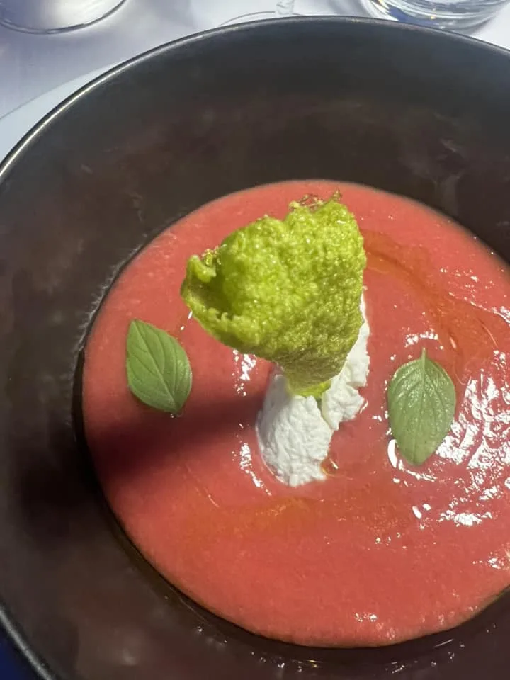 Antica Pesa - Gazpacho con ricotta e chips di basilico