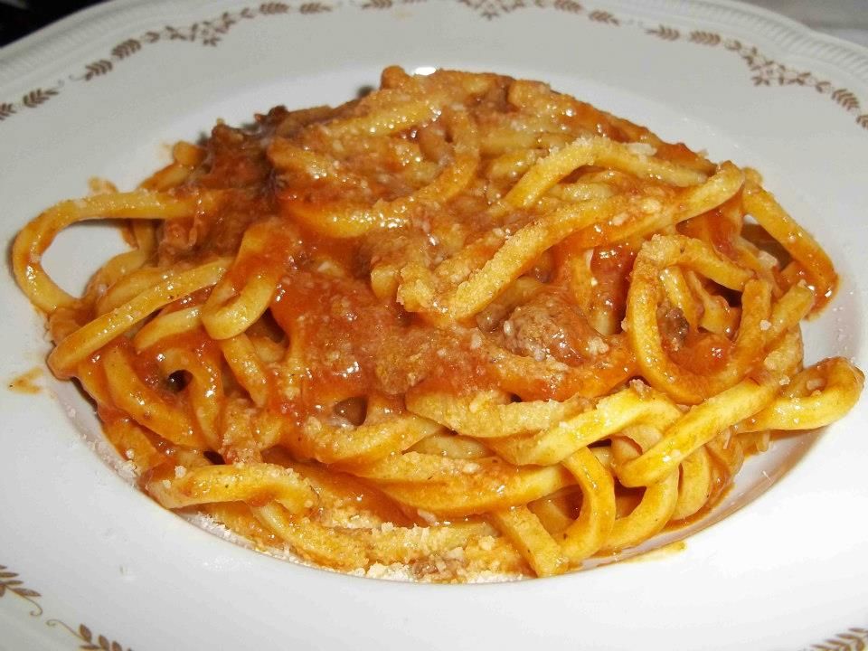 Checchino dal 1887, la pasta al sugo di coda