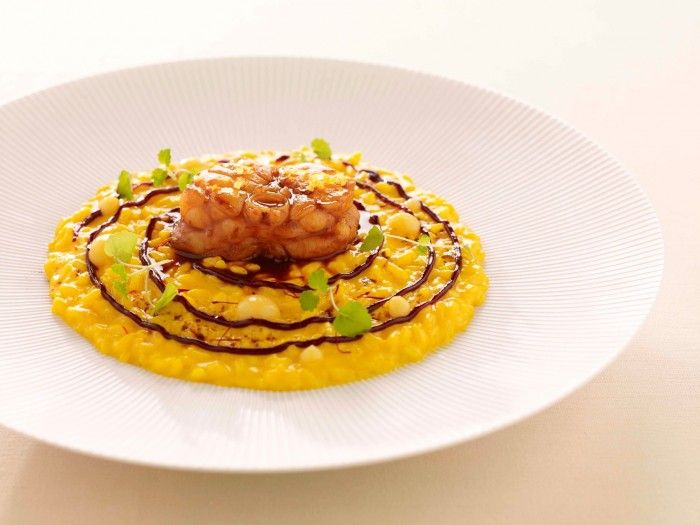 Riso Acquerello, zafferano, ossobuco di rana pescatrice, liquirizia e limone
