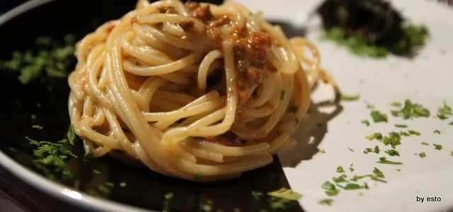Gli spaghetti di Vicidomini ai ricci di mare