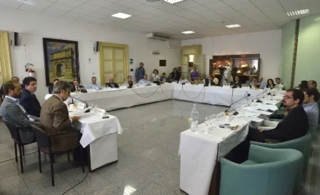 Camera Commercio di Benevento - La sala del focus