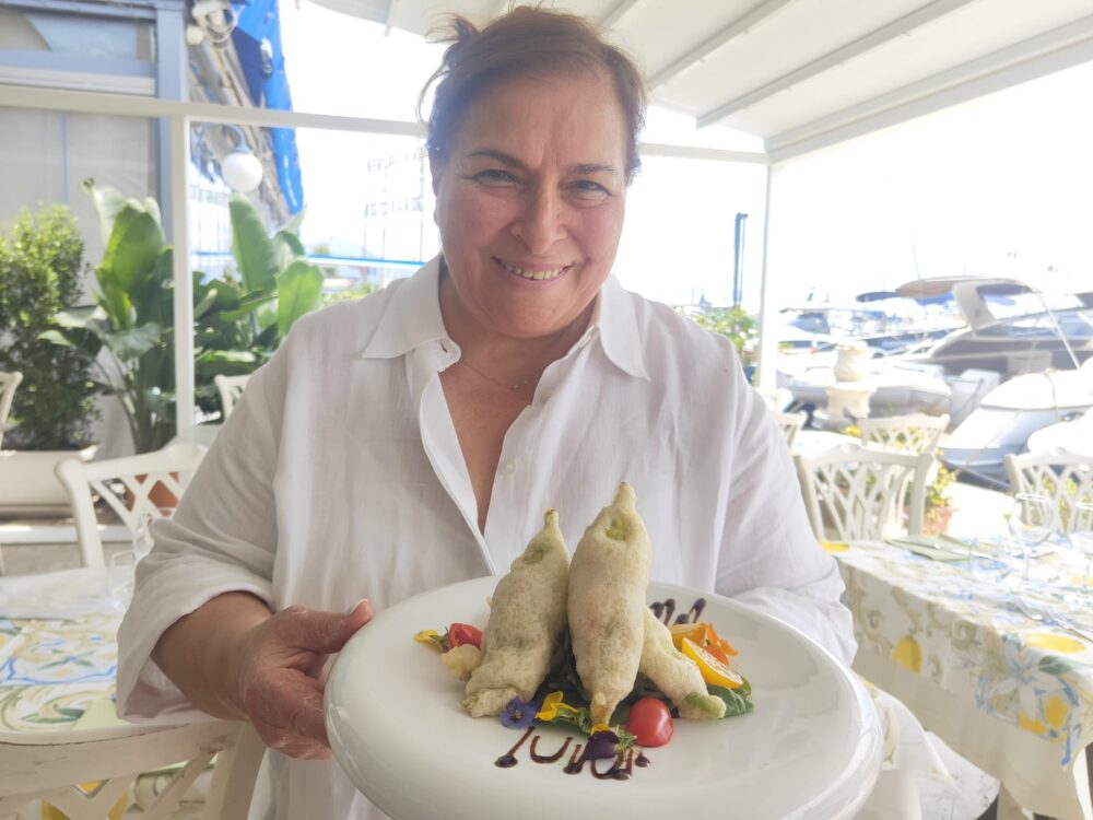 Carmela Abbate e i fiori di zucca ripieni