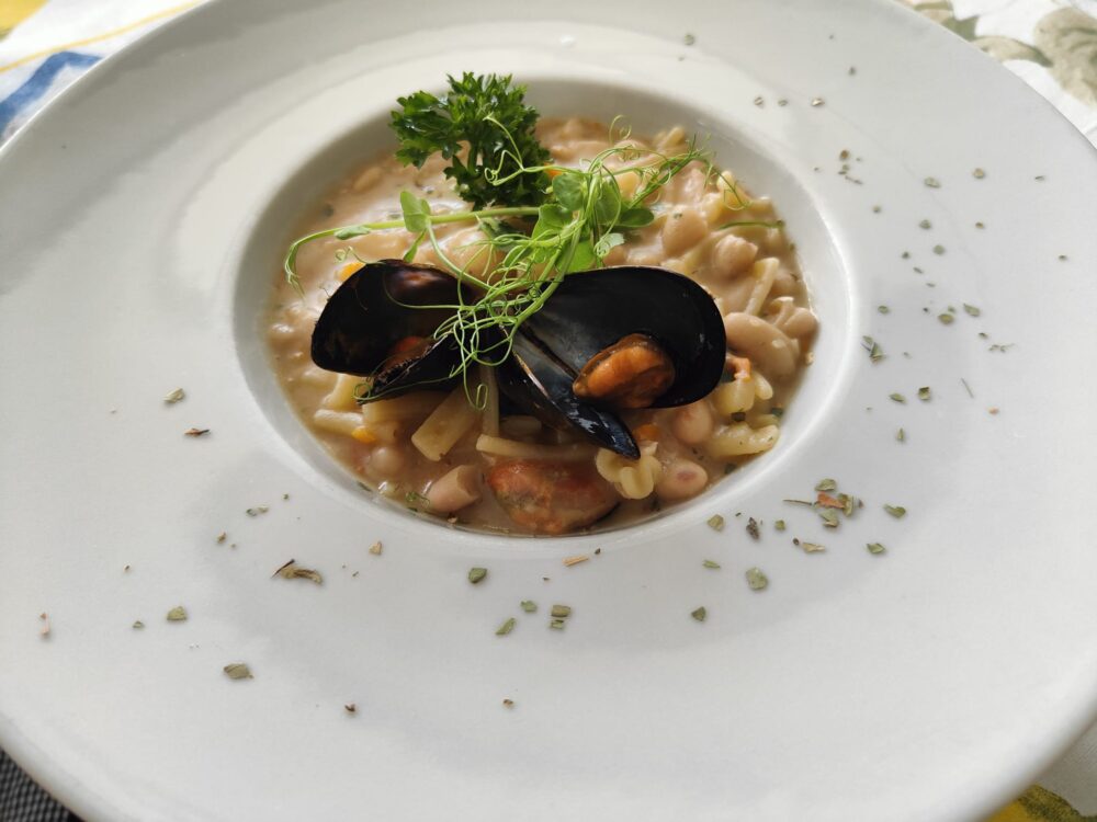 pasta e fagioli con le cozze