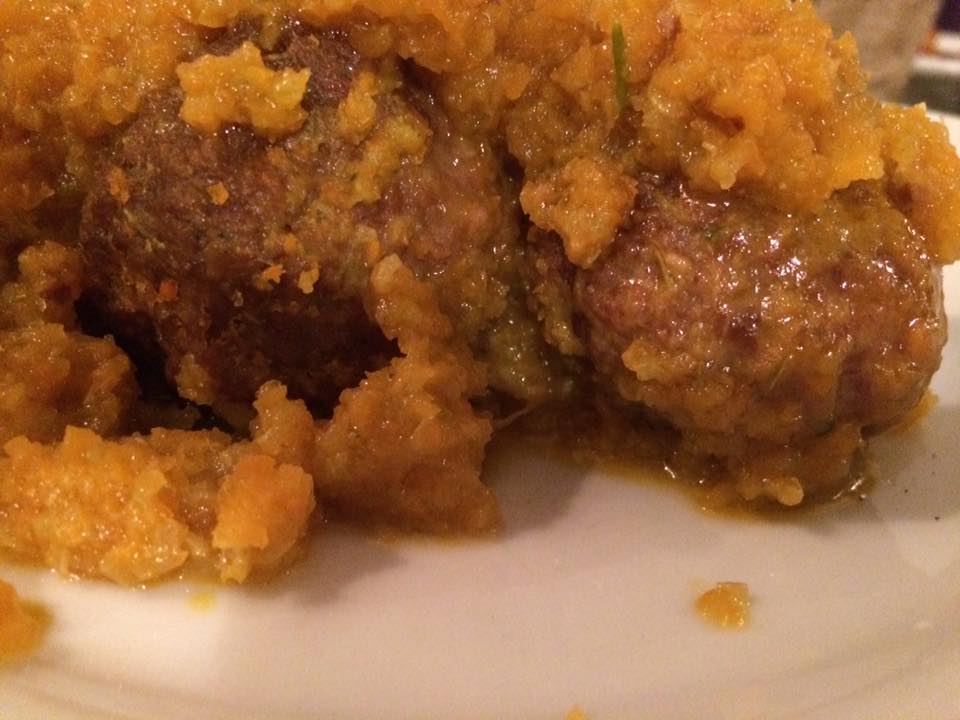 Lo steria,   polpette al vino bianco