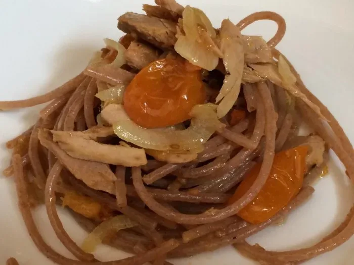 Spaghetti farro e pomodorini gialli