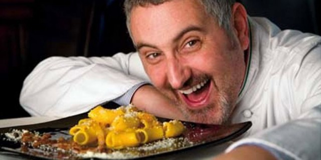 Arcangelo Dandini con la sua carbonara