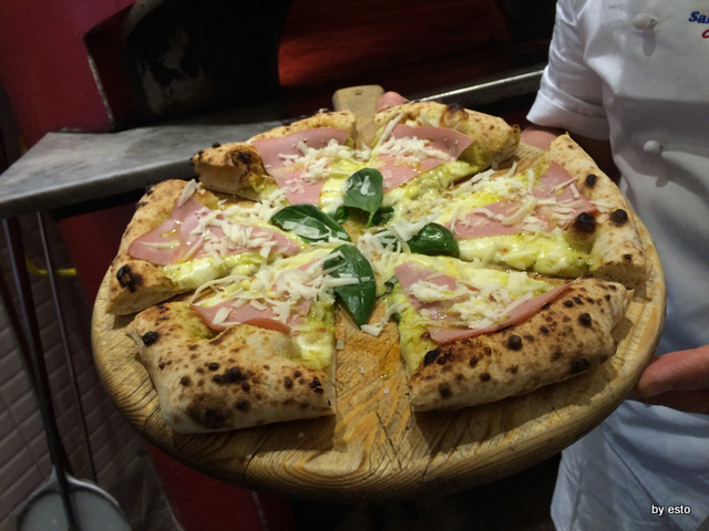 Salvatore Impero, Pizza  con  pistacchio e mortadella