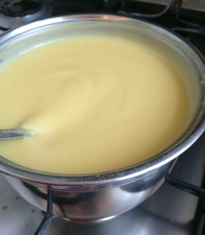 Zuppa inglese, la crema pronta