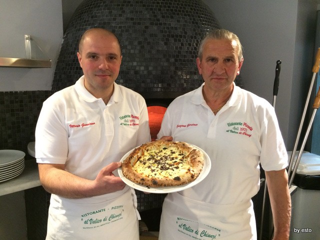 Vittorio Giordano  Pizzeria Al Valico di Chiunzi  Tramonti d'Estate provola di Tramonti e tartufo estivo Scorzone dei Monti Lattari