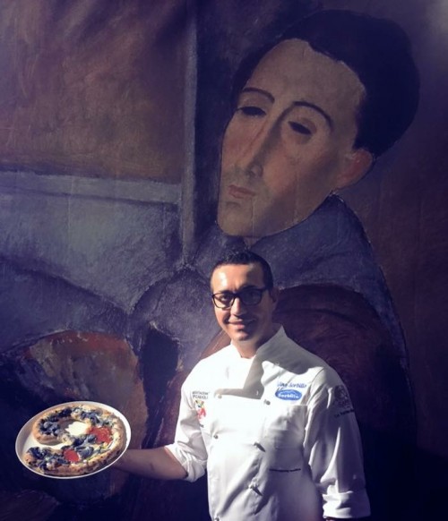 Gino Sorbillo con la Pizza Modigliani