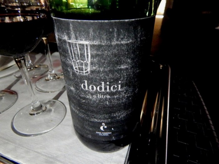 “Dodici a litro” 2014 di Casa Comerci