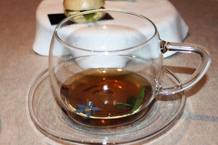 Piazza Duomo, consommè di gamberi