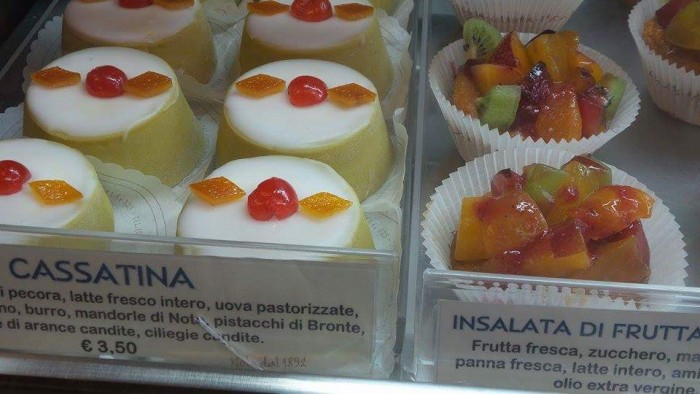 Caffè Sicilia, Cassatina e Insalata di Frutta
