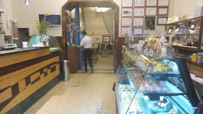 Caffè Sicilia, l'interno