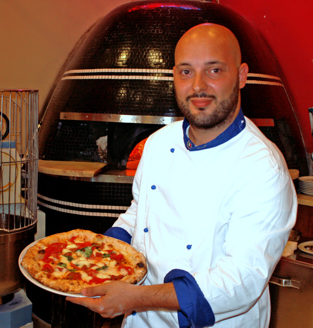 Francesco Gallifuoco Ristorante Pizzeria caffe Franco a Napoli