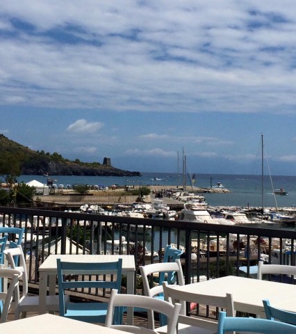 Taverna del Mozzo, i tavoli all'aperto