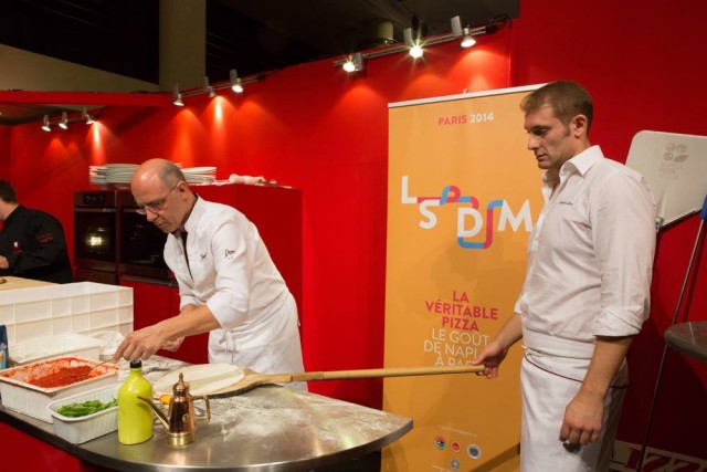 Dicembre2014 Franco Pepe e Salvatore Salvo al Grand Tasting. La prima volta della pizza napoletana a Parigi con il forno elettrico