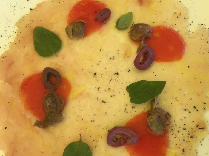 Da Ninì a Bacoli, carpaccio di ricciola in pizzaiola
