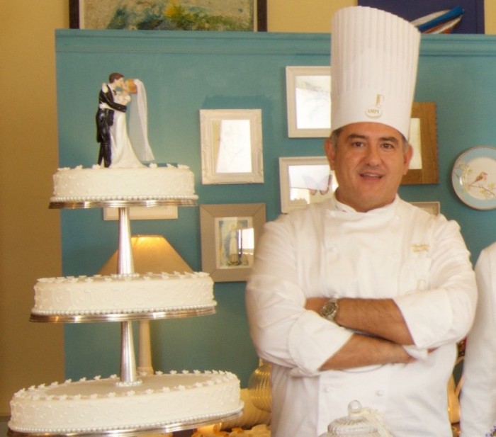 XXII Simposio dell’Accademia dei Maestri Pasticceri Italiani: medaglia d'oro a Sal De Riso per la migliore torta di nozze