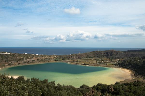 Pantelleria, lago di Venere