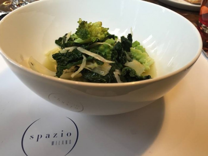 Spazio di Niko Romito, sauté di cavolfiori con estratto di sedano e mela