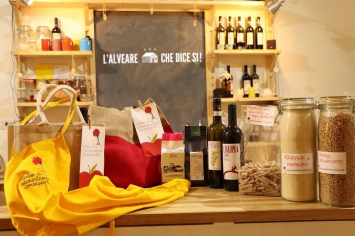 il primo Alveare che dice Sì! di Napoli