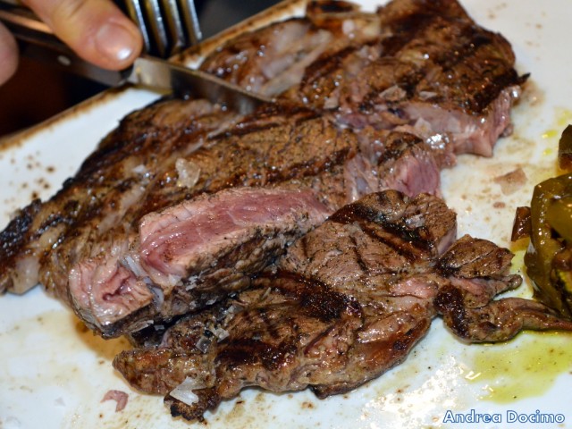 Gigione a Pomigliano. La costata di Marchigiana frollata più di 40 giorni.