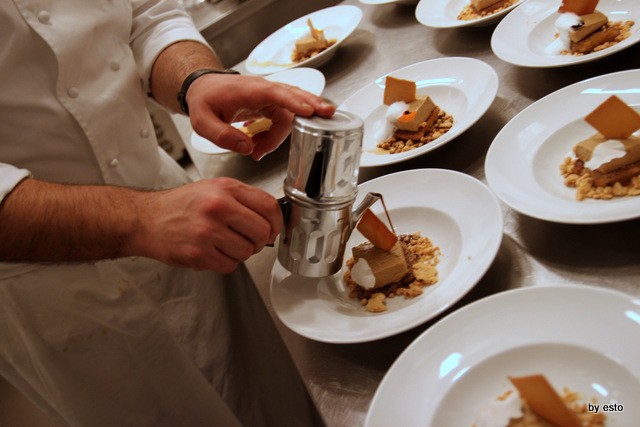 La Garçonne Restaurant & Music. Eduardo Estatico Tommasino Cupiello Voglio ‘a zupp ‘e latte