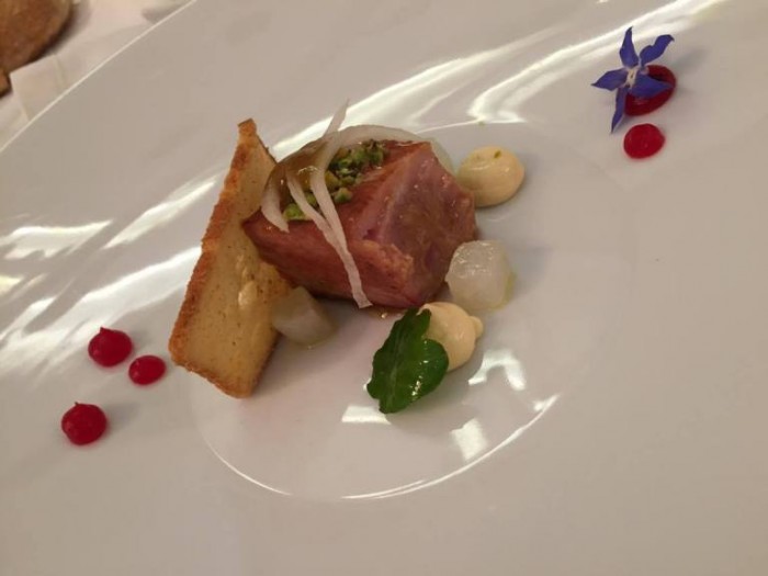 Piazzetta Milù, pane, fichi e mortadella di mare