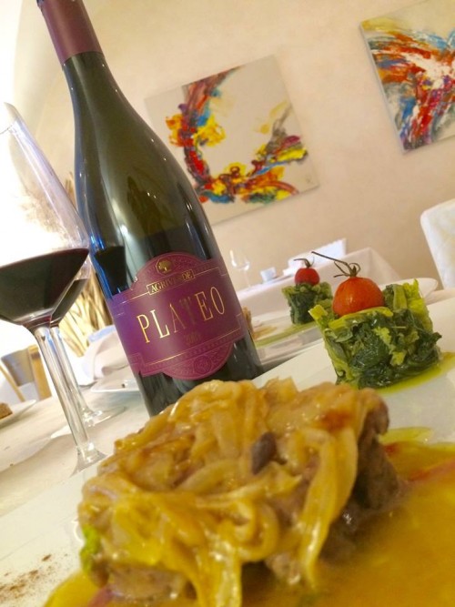 Il Plateo 2009 con filetto di marchigiana di Pianella, stufato di cipolla di Fara Figliorumpetri e rape ripassate all’aglio di Sulmuna