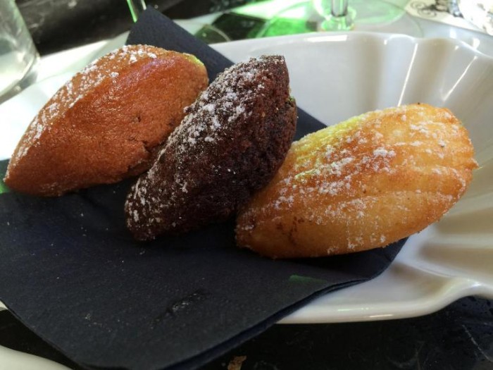 Madeleine, le madeleine a cioccolato arancia, limone e zenzero e la classica