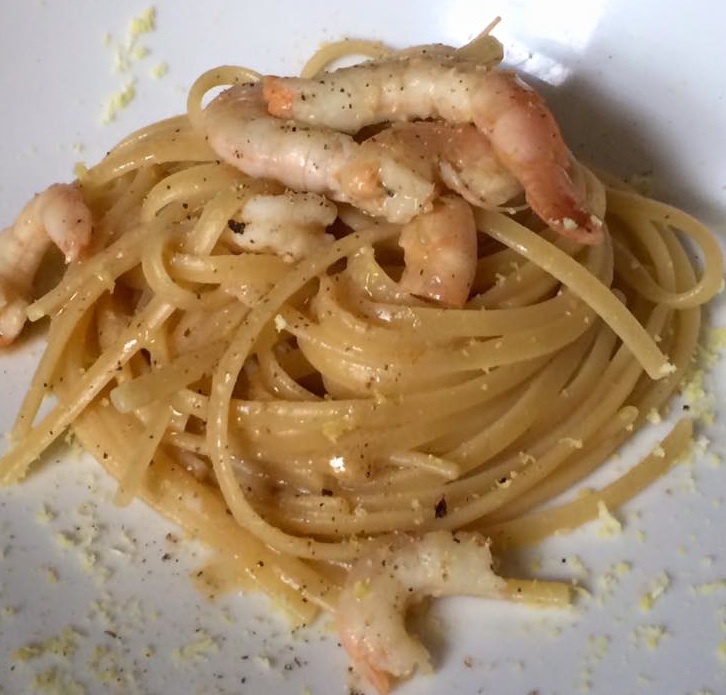 Linguine ai gamberi, limone e pepe