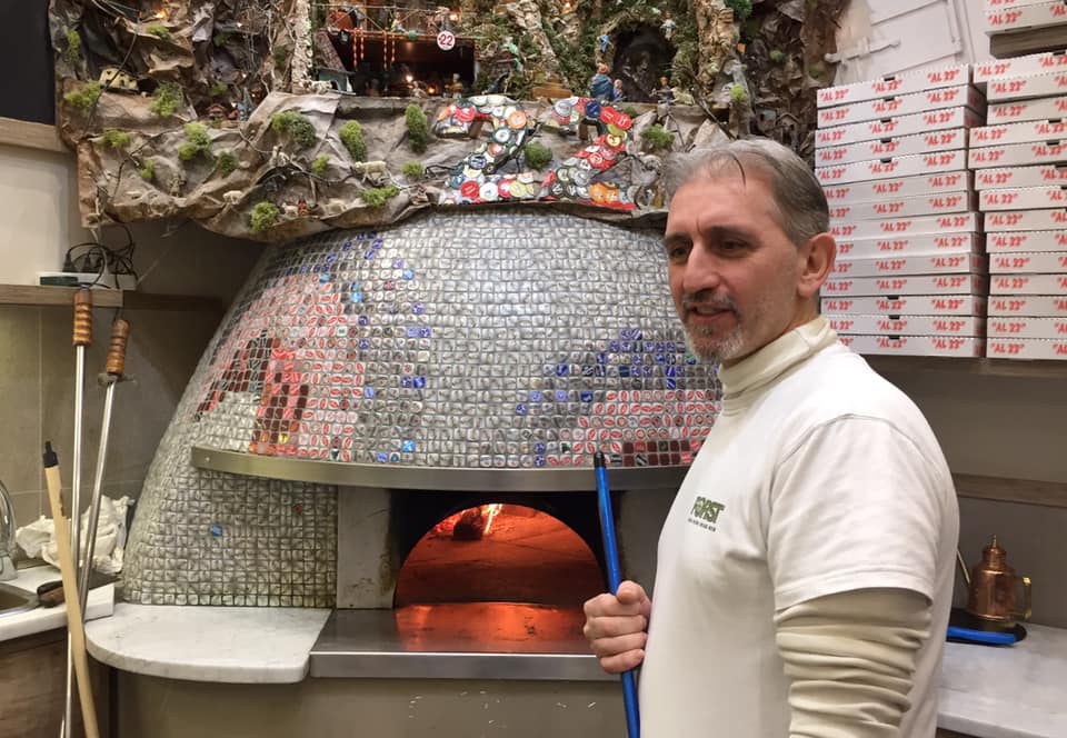 Pizzeria e Trattoria AL 22, al forno, con il presepe