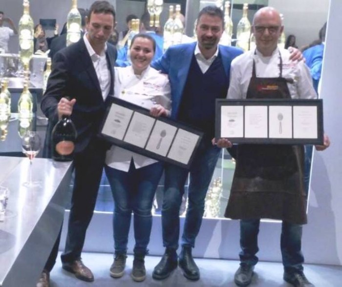 Identità di Champagne, i 4 protagonisti con il quadro ricordo di Identità Golose 2016