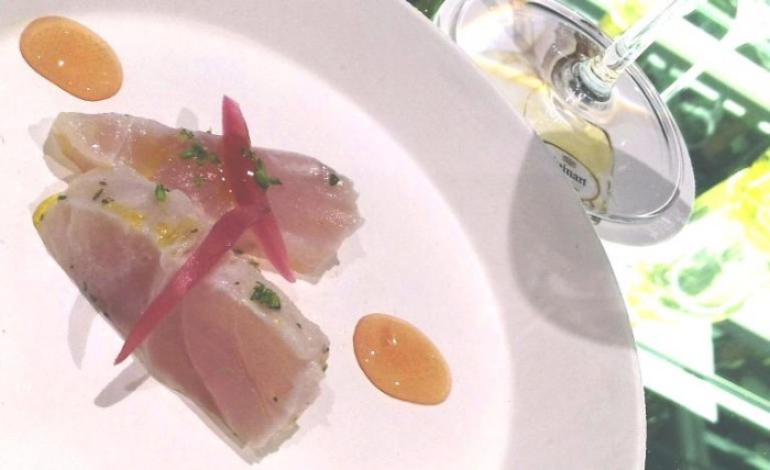 Identità di Champagne, il ceviche di dentice mediterraneo di Caterina Ceraudo