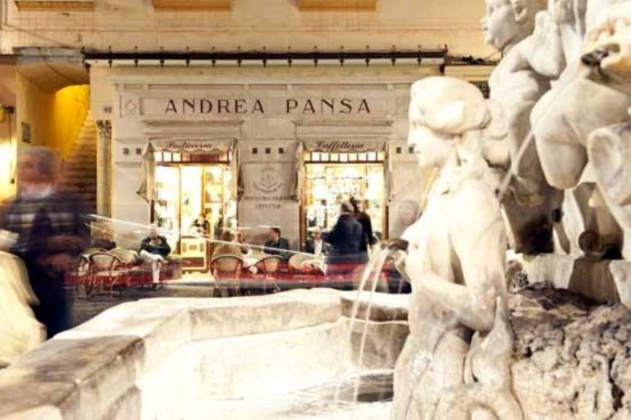 Pansa, veduta esterna della pasticceria