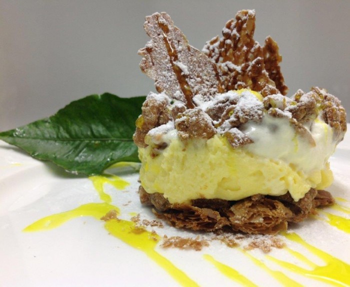 Pascalò, scomposta al limone